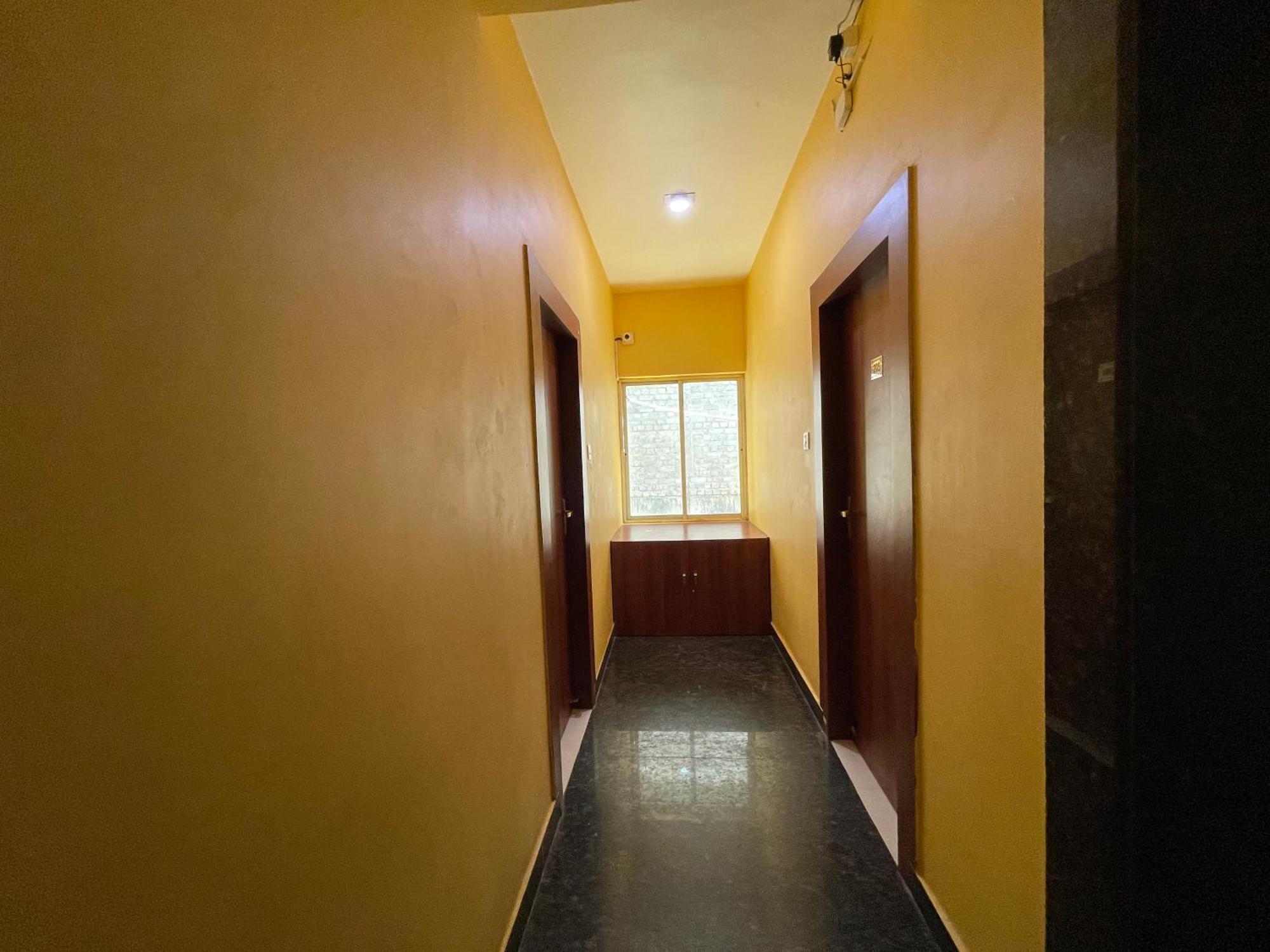 Hotel AAVAASS Puri Exterior foto